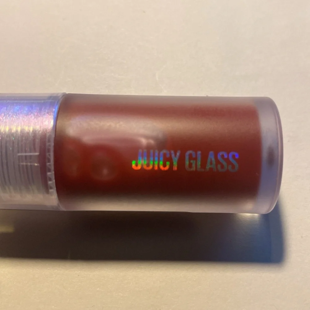 Kaja - juicy glass lip oil cherry cola